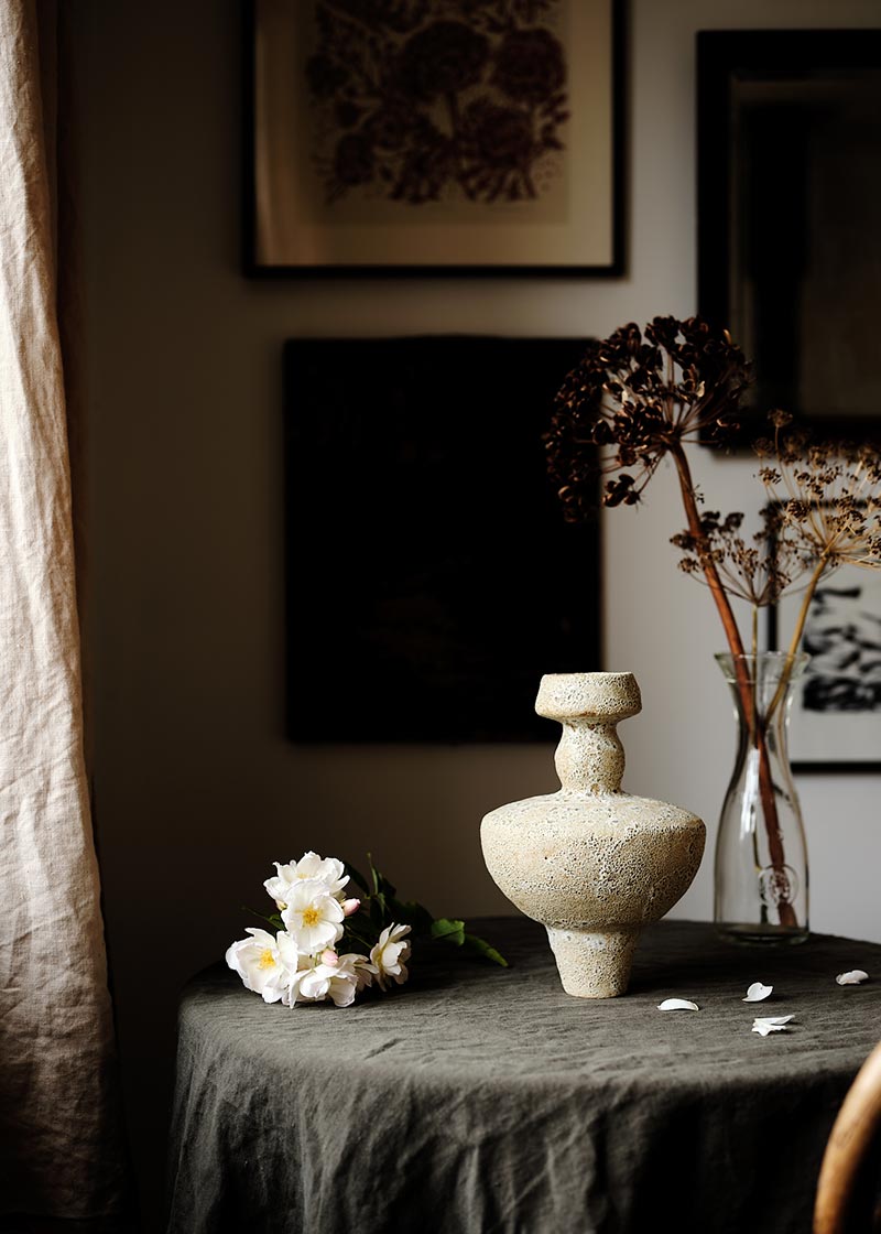 Lydion Stoneware Vase